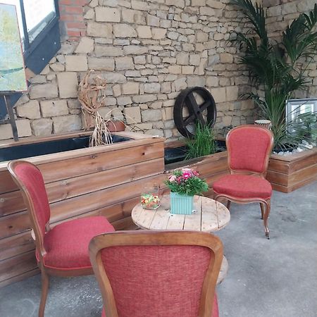 Studio Chaleureux En Hyper Centre Charleville-Mezieres Luaran gambar