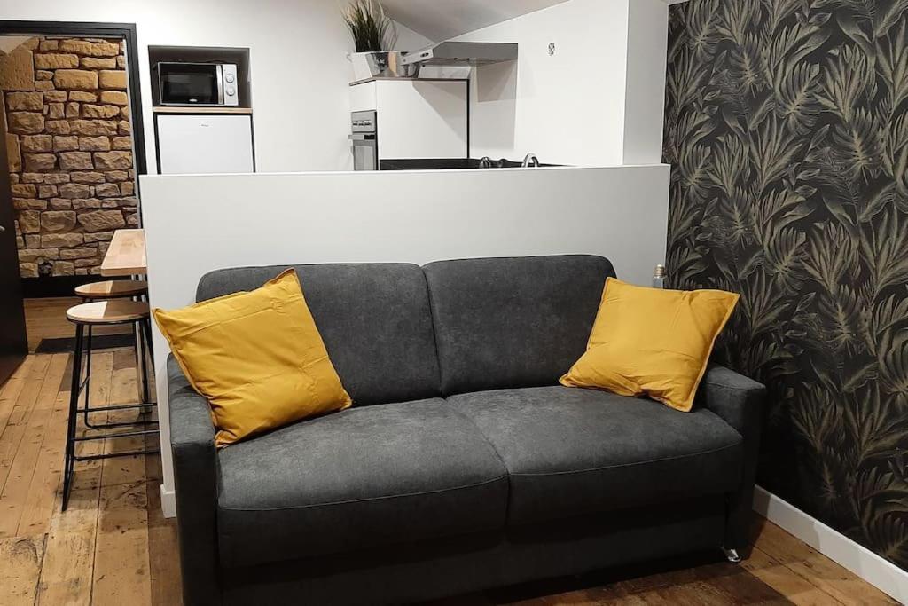 Studio Chaleureux En Hyper Centre Charleville-Mezieres Luaran gambar